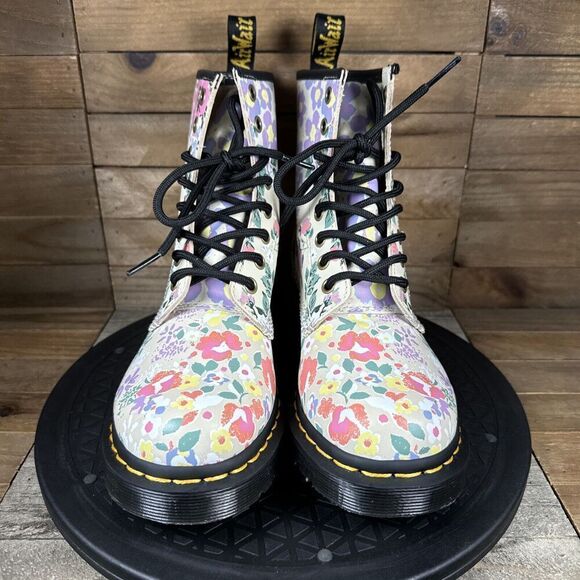 Dr. Martens Womens Size 6 Floral 1460 Mash Up Lace Up Boot Parchment Beige NWOB - Picture 2 of 10